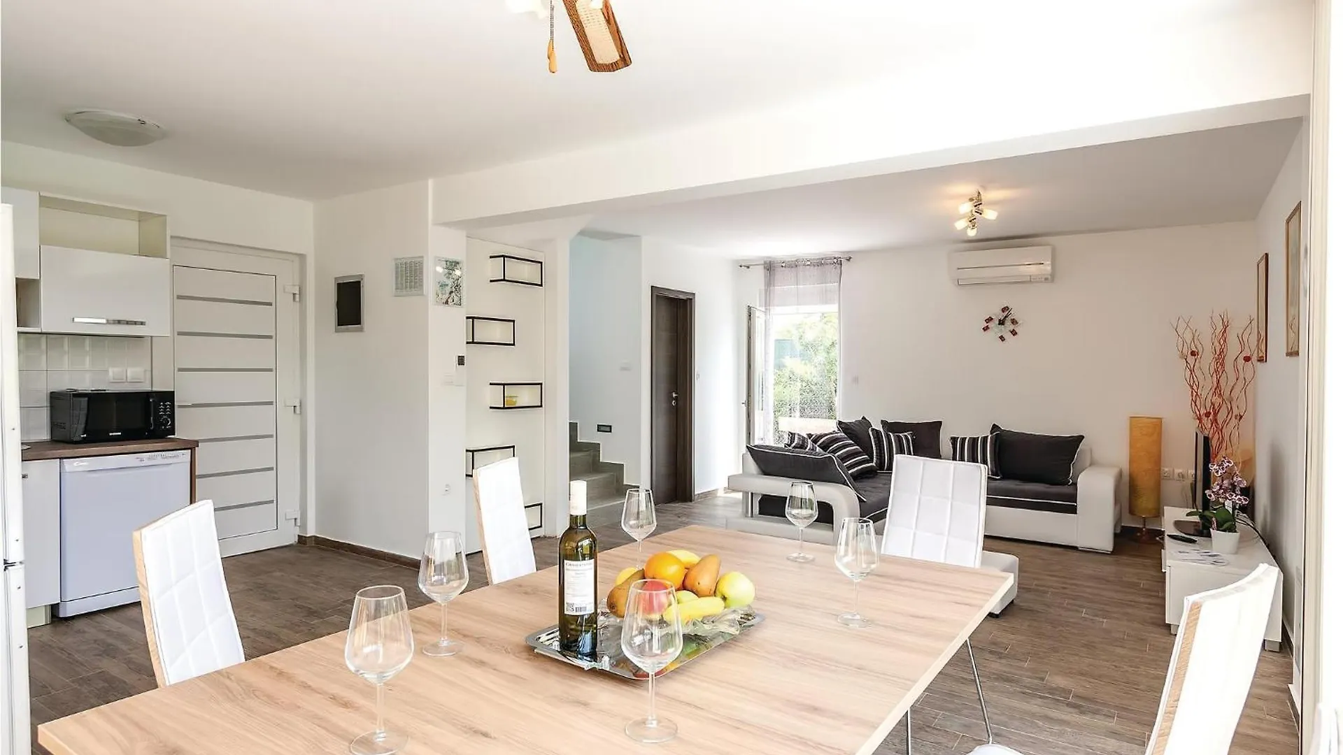 2 Bedroom Lovely Home In Fazana