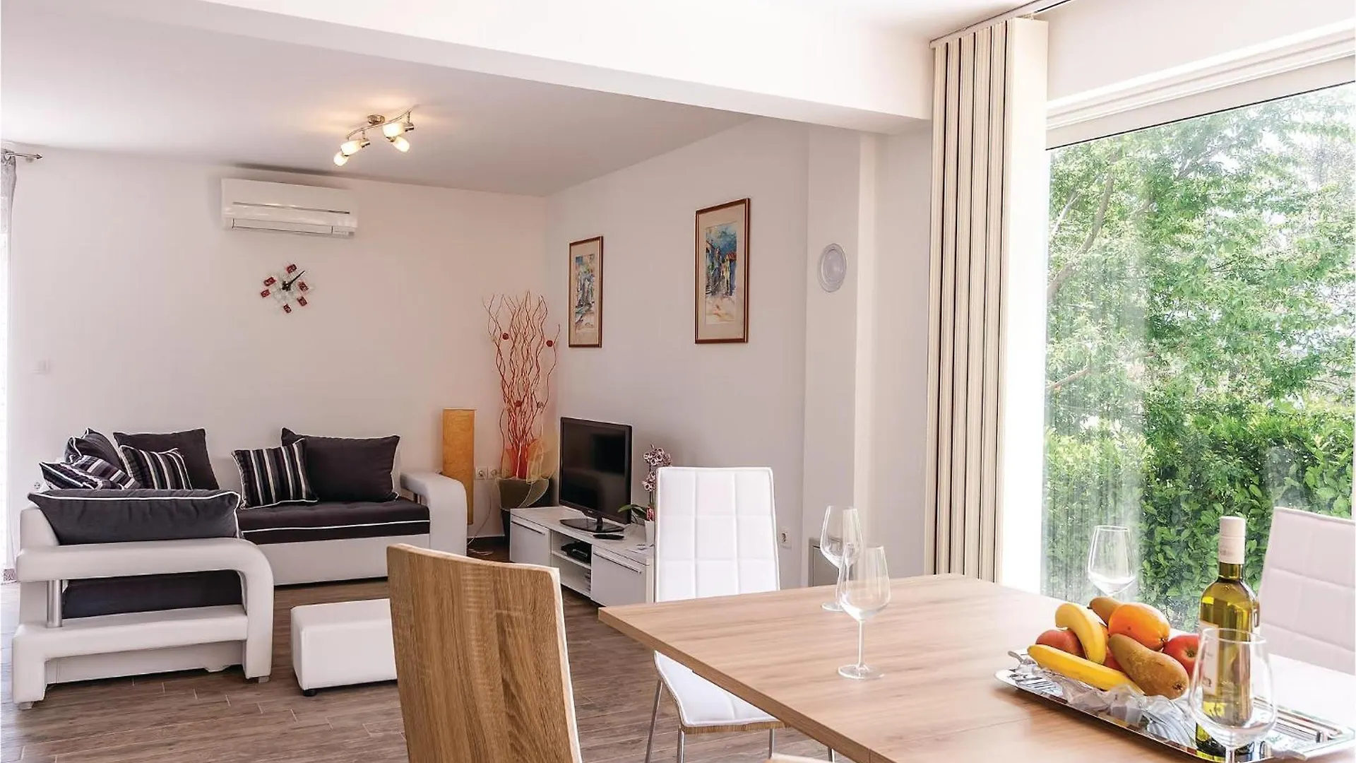 Prázdninový dům 2 Bedroom Lovely Home In Fažana