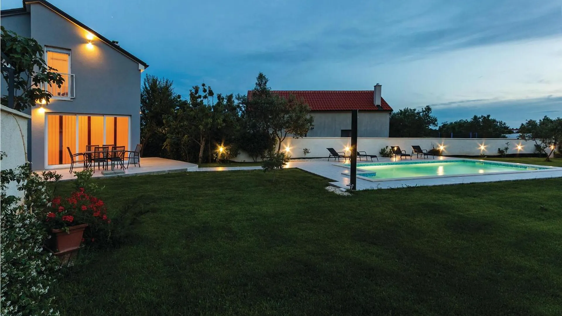 2 Bedroom Lovely Home In Fazana Holiday home